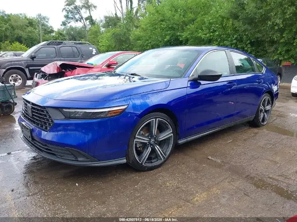 1HGCY2F58RA011826 2024 HONDA ACCORD - Image 2