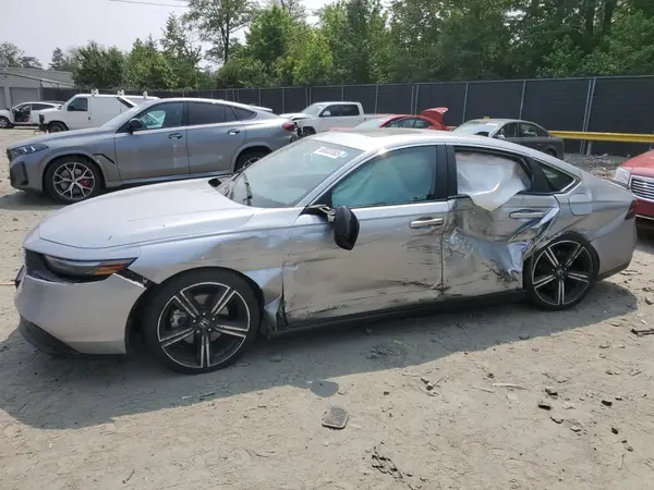 1HGCY2F58RA028318 2024 HONDA ACCORD - Image 1