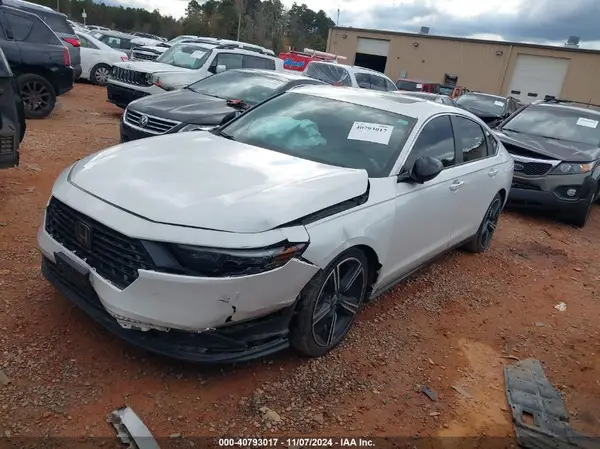 1HGCY2F59PA038143 2023 HONDA ACCORD - Image 2