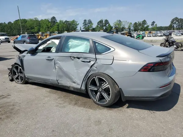 1HGCY2F59RA007297 2024 HONDA ACCORD - Image 2