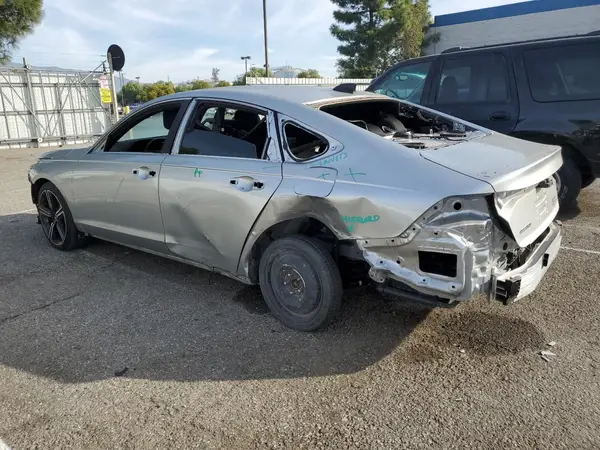 1HGCY2F59RA008725 2024 HONDA ACCORD - Image 2