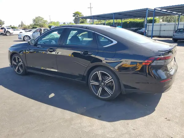 1HGCY2F59RA042521 2024 HONDA ACCORD - Image 2