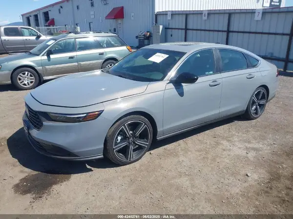 1HGCY2F59RA074661 2024 HONDA ACCORD - Image 2