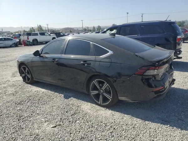 1HGCY2F5XRA009480 2024 HONDA ACCORD - Image 2