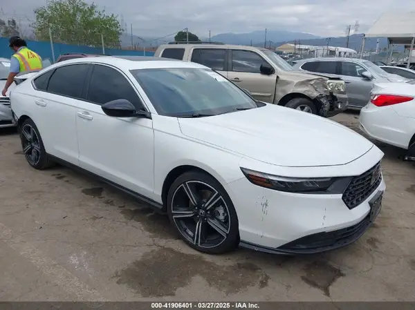 1HGCY2F5XRA035982 2024 HONDA ACCORD - Image 1