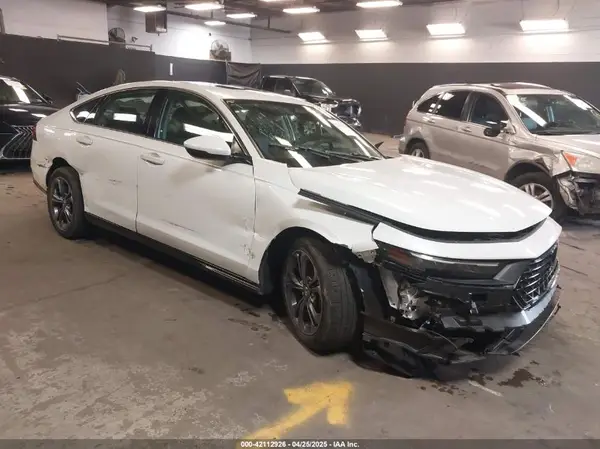 1HGCY2F60RA052038 2024 HONDA ACCORD - Image 1