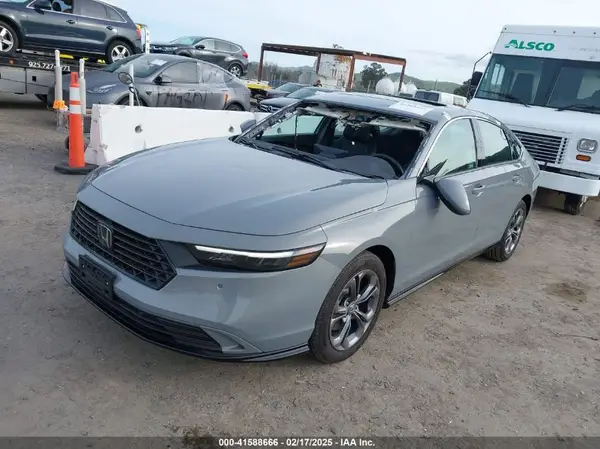 1HGCY2F61RA070855 2024 HONDA ACCORD - Image 2