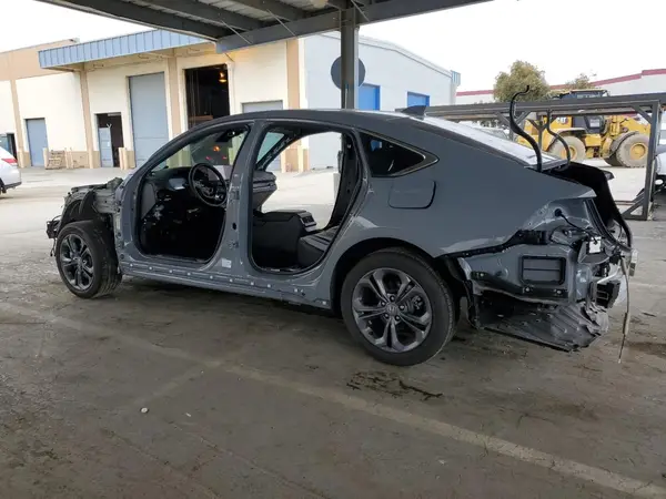 1HGCY2F61RA092693 2024 HONDA ACCORD - Image 2