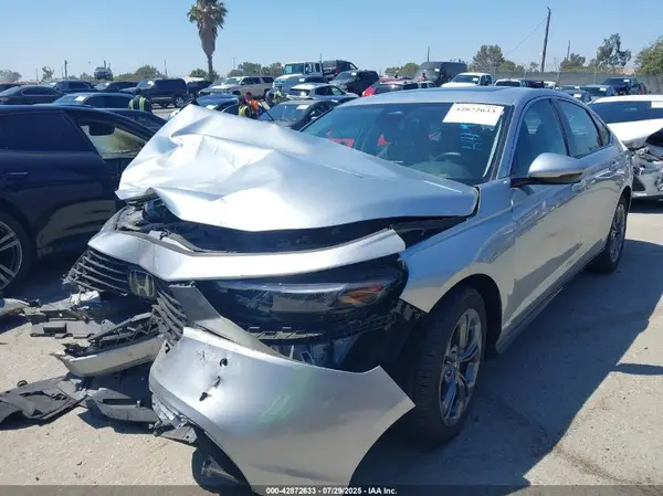 1HGCY2F61SA002125 2025 HONDA ACCORD - Image 2