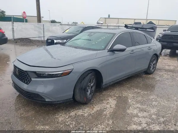 1HGCY2F62PA000679 2023 HONDA ACCORD - Image 2