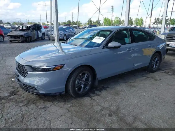 1HGCY2F62RA071142 2024 HONDA ACCORD - Image 2