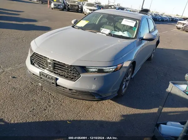 1HGCY2F62SA004529 2025 HONDA ACCORD - Image 2