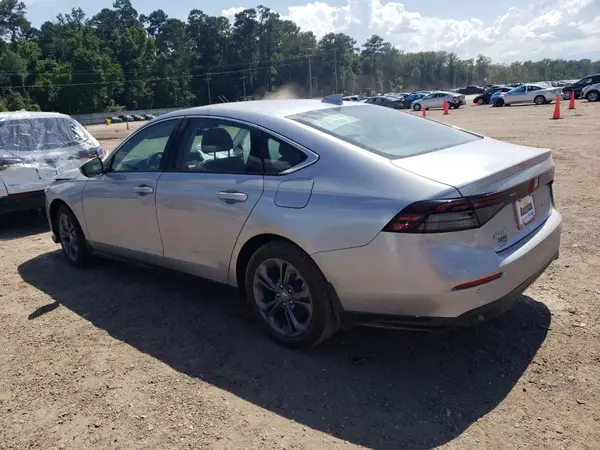 1HGCY2F62SA026594 2025 HONDA ACCORD - Image 2