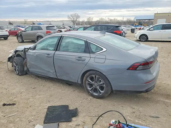 1HGCY2F62SA044268 2025 HONDA ACCORD - Image 2