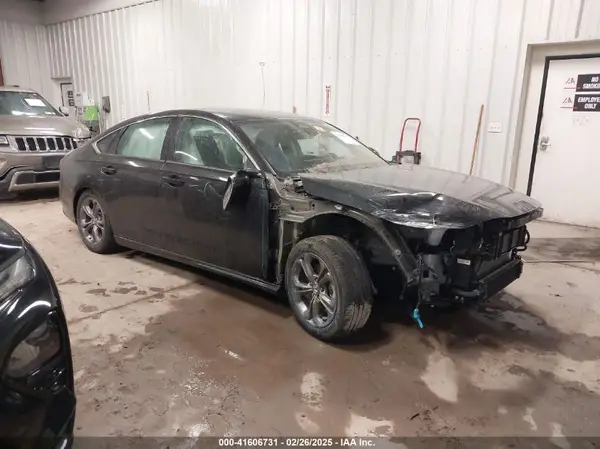 1HGCY2F63PA035439 2023 HONDA ACCORD - Image 1