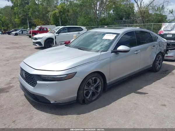 1HGCY2F63RA029823 2024 HONDA ACCORD - Image 2