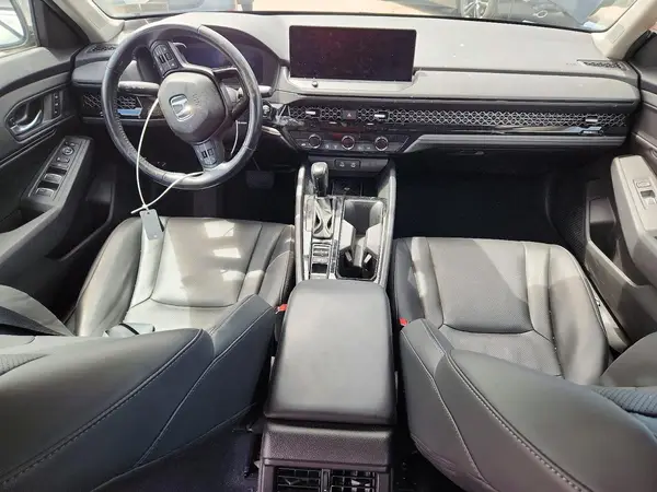 2025 HONDA ACCORD auction photo 8