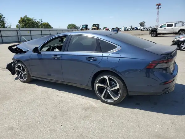 1HGCY2F64RA003182 2024 HONDA ACCORD - Image 2