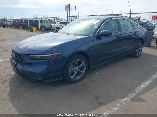 1HGCY2F64RA068369 2024 HONDA ACCORD - Image 2
