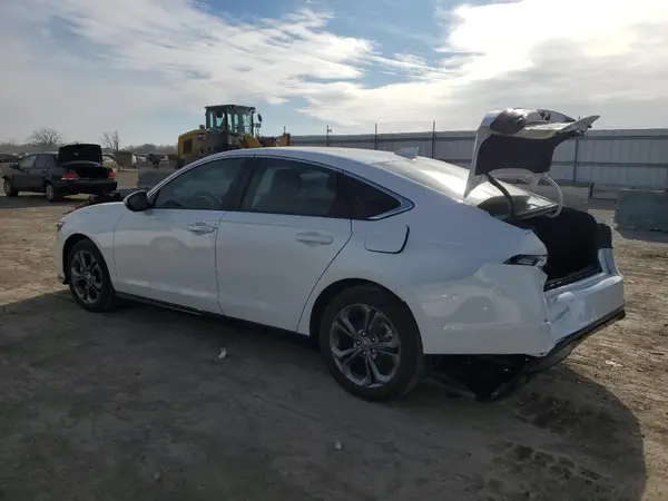 1HGCY2F64RA082515 2024 HONDA ACCORD - Image 2