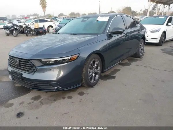 1HGCY2F64RA097483 2024 HONDA ACCORD - Image 2