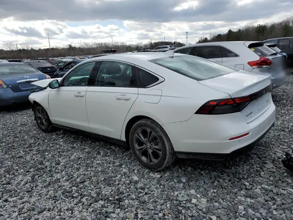 1HGCY2F65RA086377 2024 HONDA ACCORD - Image 2