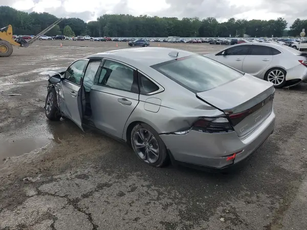 1HGCY2F66RA081320 2024 HONDA ACCORD - Image 2
