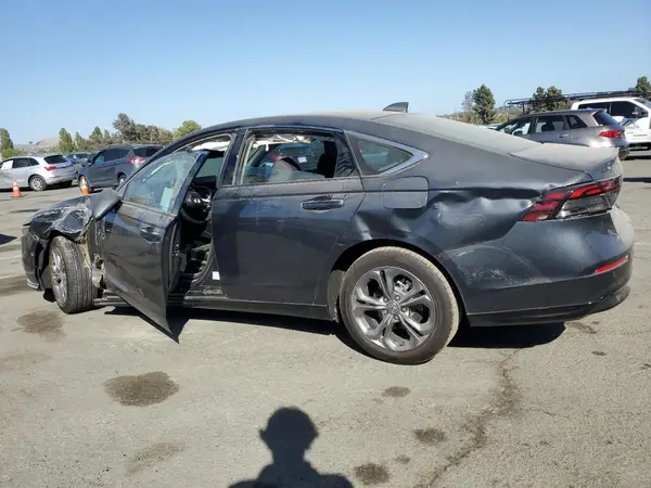 1HGCY2F66SA040059 2025 HONDA ACCORD - Image 2