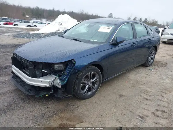 1HGCY2F67RA020087 2024 HONDA ACCORD - Image 2