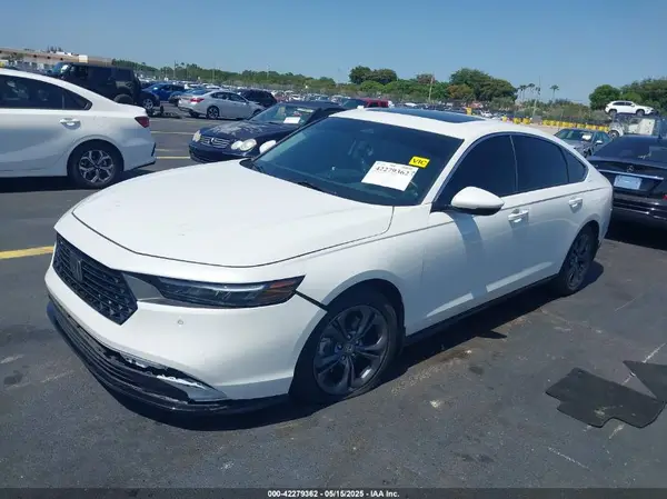1HGCY2F68RA052031 2024 HONDA ACCORD - Image 2