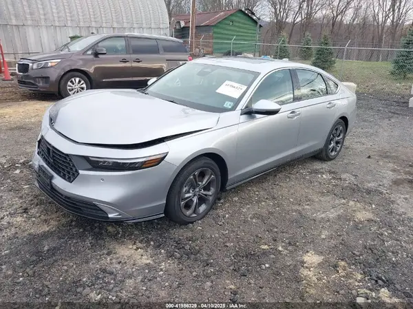 1HGCY2F69SA026155 2025 HONDA ACCORD - Image 2