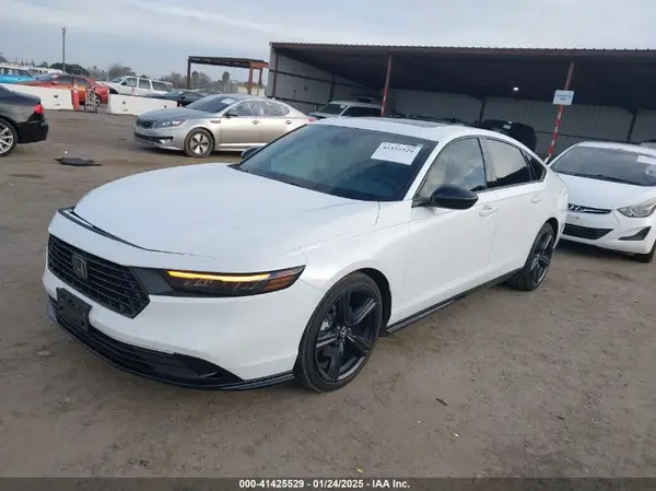 1HGCY2F70RA071732 2024 HONDA ACCORD - Image 2