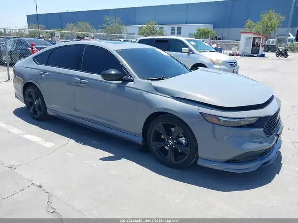 1HGCY2F70RA081404 2024 HONDA ACCORD - Image 1
