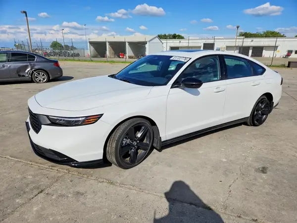 1HGCY2F71RA093917 2024 HONDA ACCORD - Image 1