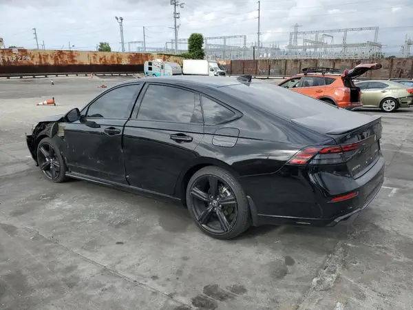 1HGCY2F72RA077497 2024 HONDA ACCORD - Image 2