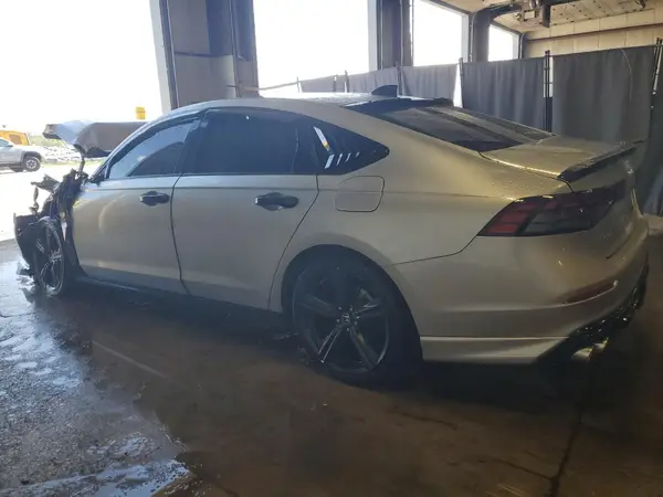 1HGCY2F74RA012120 2024 HONDA ACCORD - Image 2