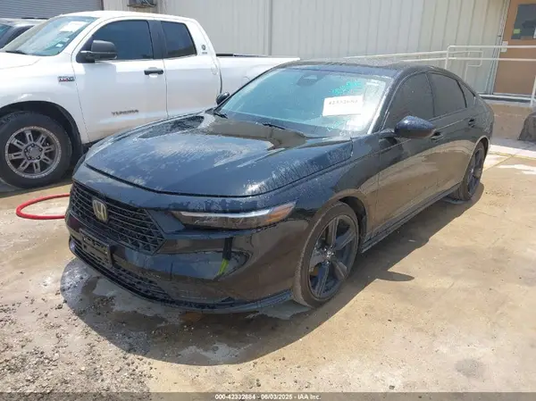 1HGCY2F75RA060483 2024 HONDA ACCORD - Image 2