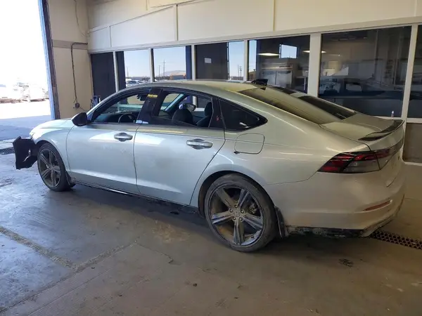 1HGCY2F75RA084525 2024 HONDA ACCORD - Image 2