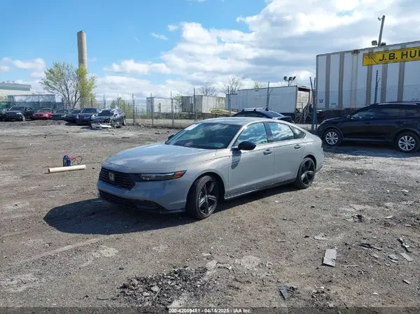 1HGCY2F79RA065783 2024 HONDA ACCORD - Image 2