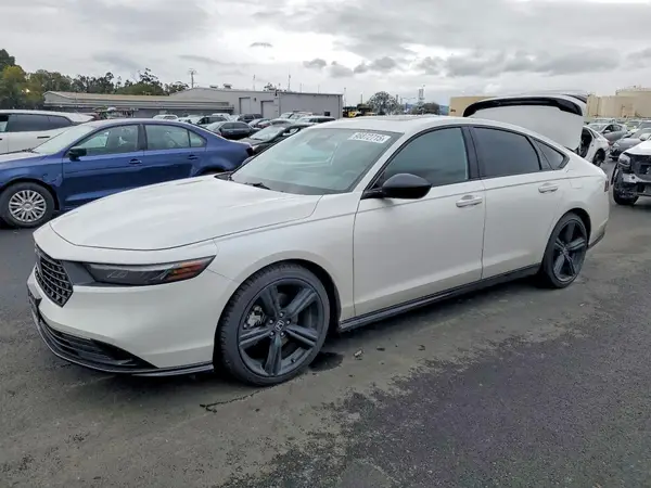 1HGCY2F7XRA004006 2024 HONDA ACCORD - Image 1