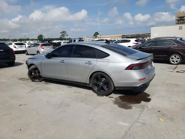 1HGCY2F7XRA007326 2024 HONDA ACCORD - Image 2