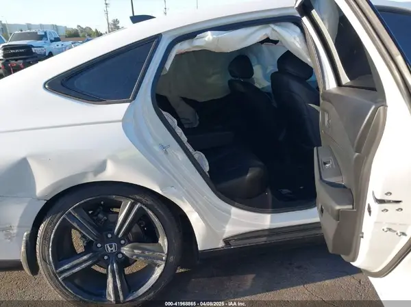 1HGCY2F7XRA009917 2024 HONDA ACCORD - Image 8