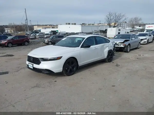 1HGCY2F7XRA015765 2024 HONDA ACCORD - Image 2