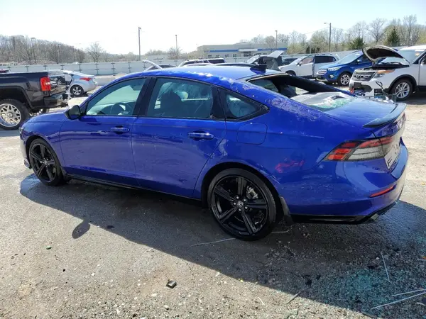 1HGCY2F7XRA038107 2024 HONDA ACCORD - Image 2