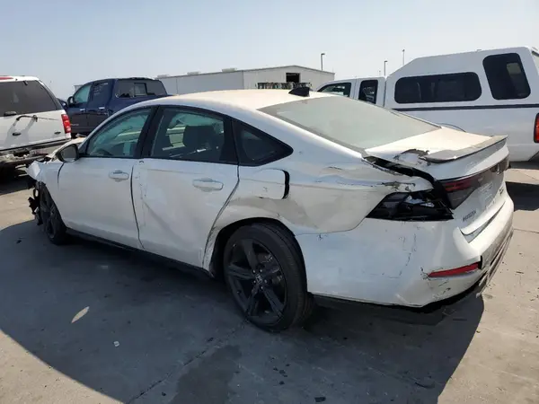 1HGCY2F7XRA092409 2024 HONDA ACCORD - Image 2
