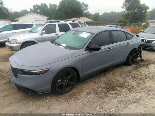 1HGCY2F7XSA022835 2025 HONDA ACCORD - Image 2