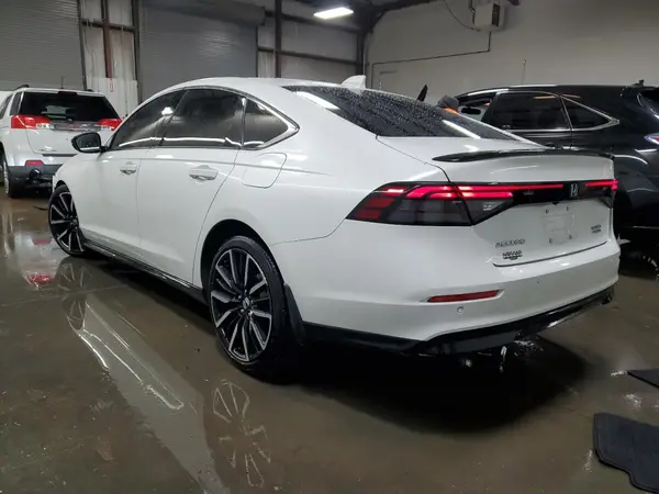 1HGCY2F80RA044653 2024 HONDA ACCORD - Image 2