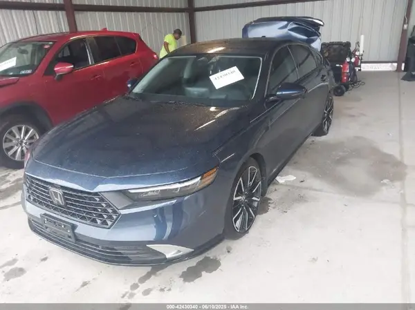 1HGCY2F80RA063400 2024 HONDA ACCORD - Image 2
