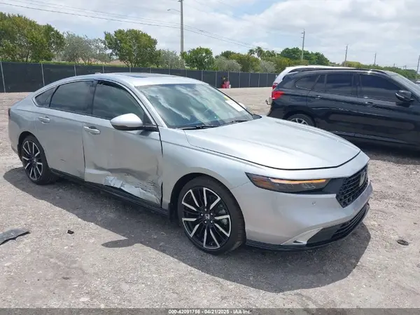 1HGCY2F80RA083131 2024 HONDA ACCORD - Image 1