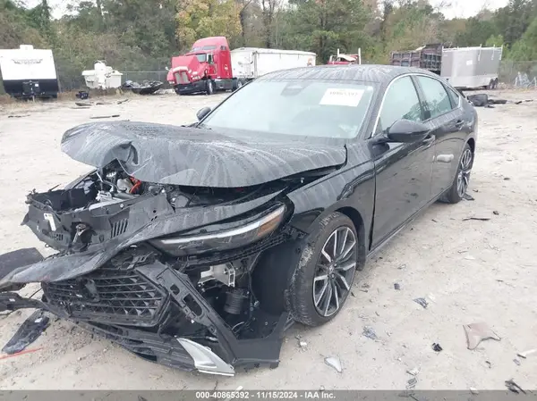 1HGCY2F81RA044418 2024 HONDA ACCORD - Image 2